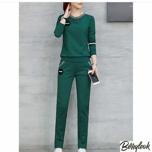 NWT Stretchy Sweatsuit